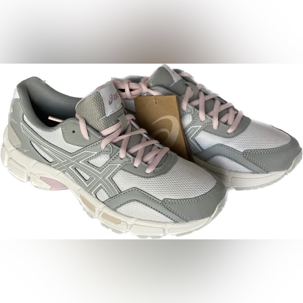 NEW ASICS Women’s Gel-Jog MC Running Sneaker White/Piedmont Grey Size 7.5